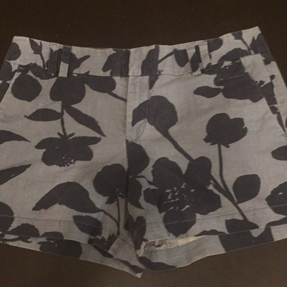 Blue Floral Shorts size 6
